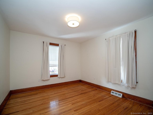 283 Quinnipiac Ave, North Haven, CT 06473 - empty room featuring light wood-type flooring and baseboards