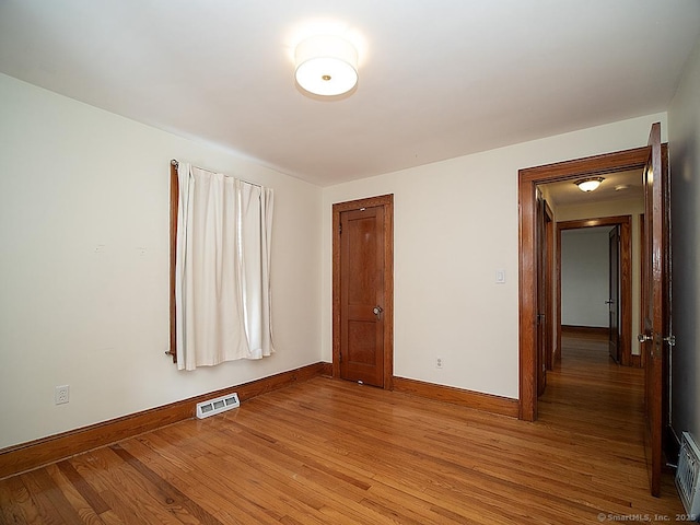 283 Quinnipiac Ave, North Haven, CT 06473 - unfurnished room featuring light wood-style floors and baseboards