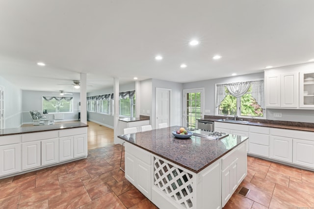 32 Echo Valley Rd, Newtown, CT 06470 - kitchen featuring recessed lighting, a sink, plenty of natural light, stainless steel dishwasher, and a ceiling fan