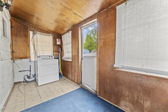 81 Montague Cir E, Hartford, CT 06118 - washroom with washer / clothes dryer and wooden ceiling