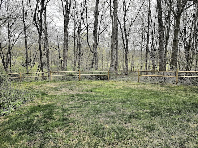 470 Heritage Vlg Unit A, Southbury, CT 06488 - view of yard with a forest view
