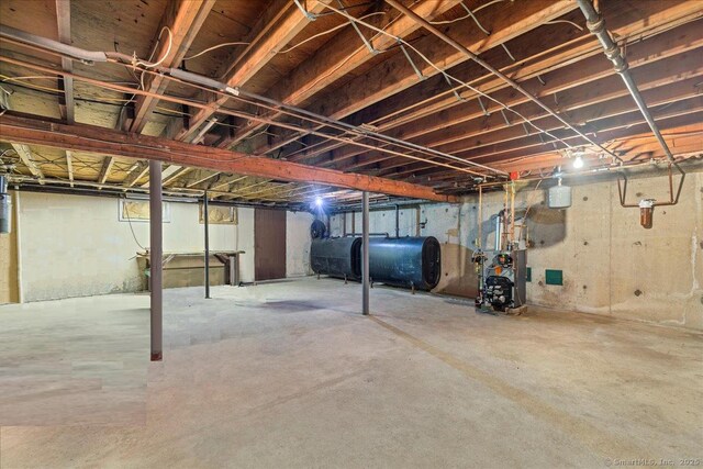120 Peters Ln, Stratford, CT 06614 - unfinished below grade area with heating fuel and a heating unit