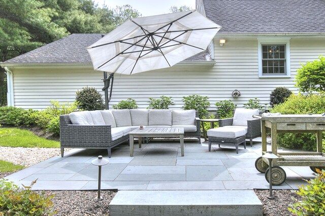 127 College Park Dr, Fairfield, CT 06824 - view of patio featuring an outdoor hangout area