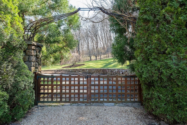 118 John St, Greenwich, CT 06831 - view of gate