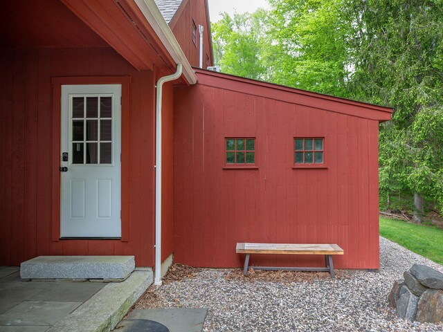 332 Good Hill Rd, Woodbury, CT 06798 - view of outbuilding featuring entry steps