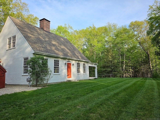 332 Good Hill Rd, Woodbury, CT 06798 - view of front of house featuring a chimney, a front lawn, and a shingled roof