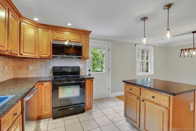 184 Goodale Dr, Newington, CT 06111 - kitchen with stainless steel appliances, decorative backsplash, light tile patterned flooring, pendant lighting, and crown molding