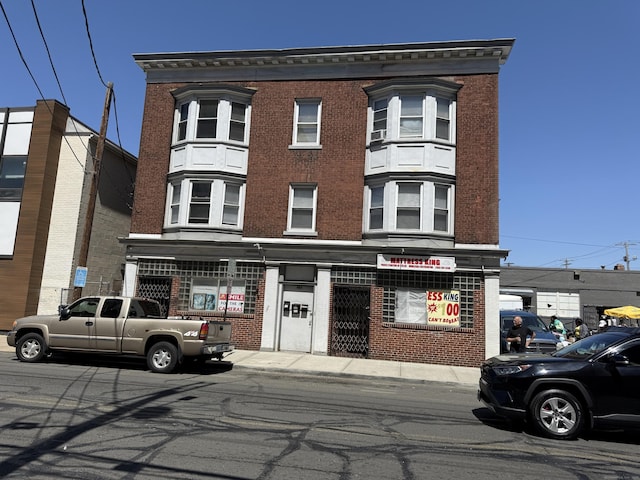483 Barnum Ave, Bridgeport, CT 06608 - view of property