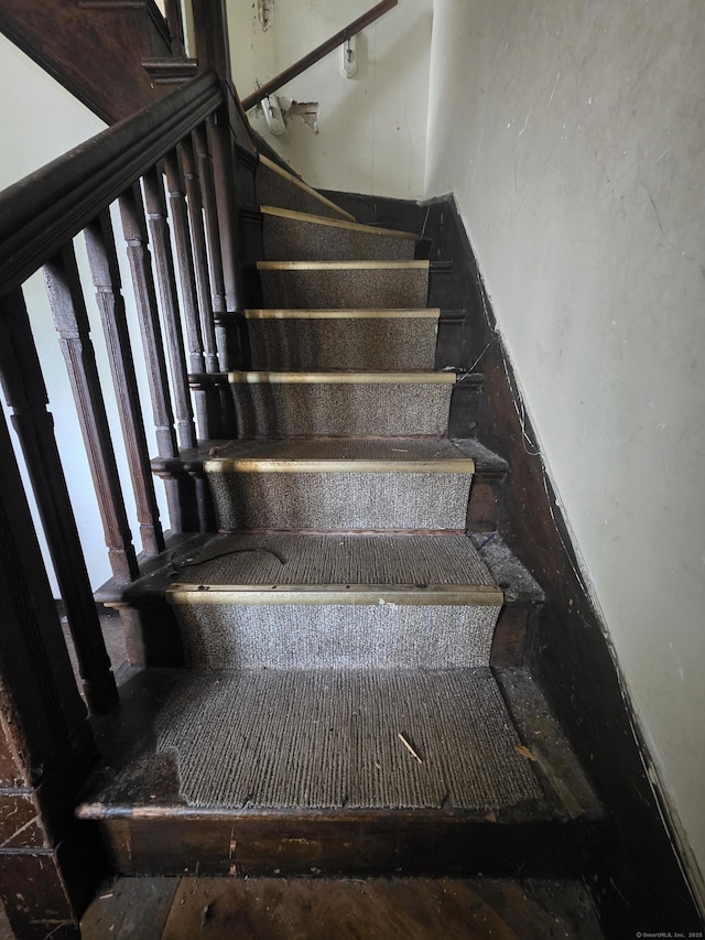 42 Spring St, New London, CT 06320 - view of stairs