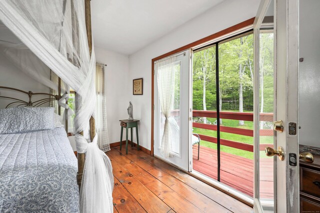 40 Fountainhead Rd, Plymouth, CT 06786 - bedroom featuring hardwood / wood-style flooring and baseboards