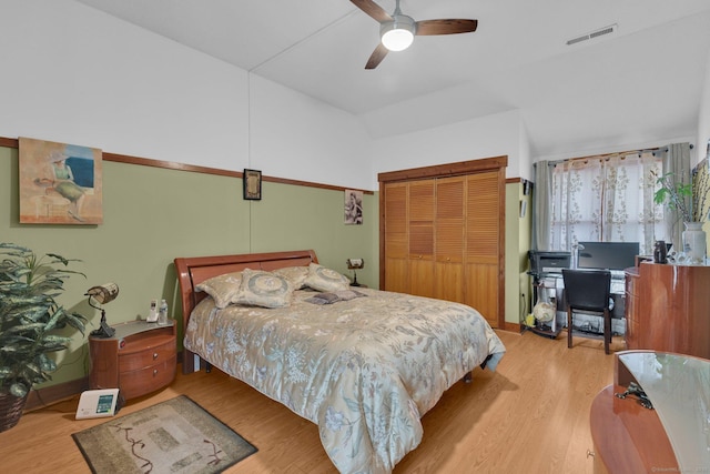 41 Farm Dr Unit 41, Farmington, CT 06032 - bedroom featuring a closet, wood finished floors, lofted ceiling, and ceiling fan