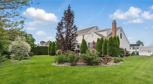 136 Windmill Hl, Wethersfield, CT 06109 - view of grassy yard