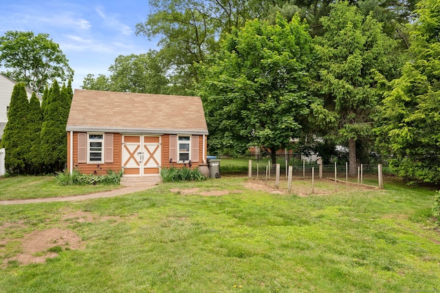 717 Center St, Manchester, CT 06040 - view of yard