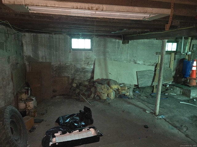 827 Middle Tpke E, Manchester, CT 06040 - view of below grade area