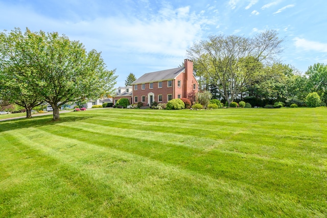 116 Thornbush Rd, Wethersfield, CT 06109 - view of grassy yard