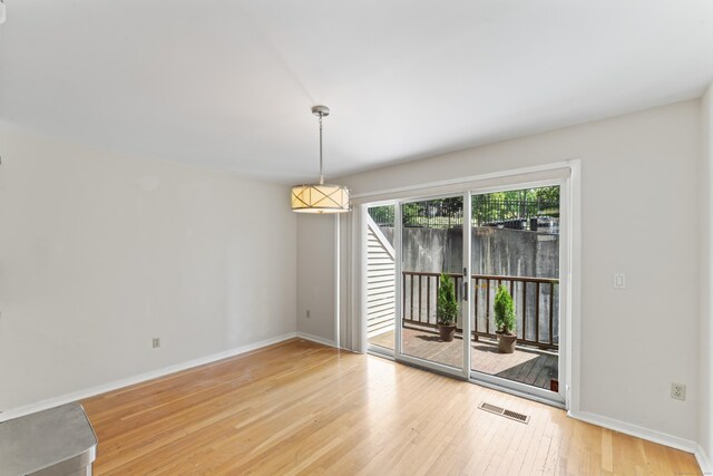 101 Grove St Apt 19, Stamford, CT 06901 - empty room featuring light wood-type flooring and baseboards