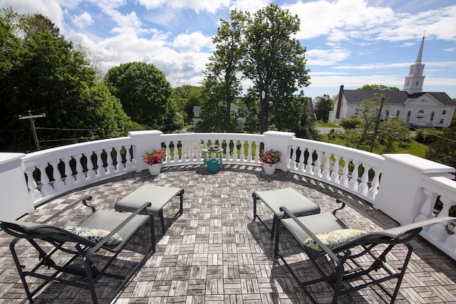 27 Church St, Groton, CT 06340 - view of patio