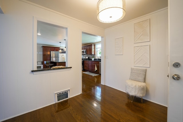 98 Herald Ave, Bridgeport, CT 06606
