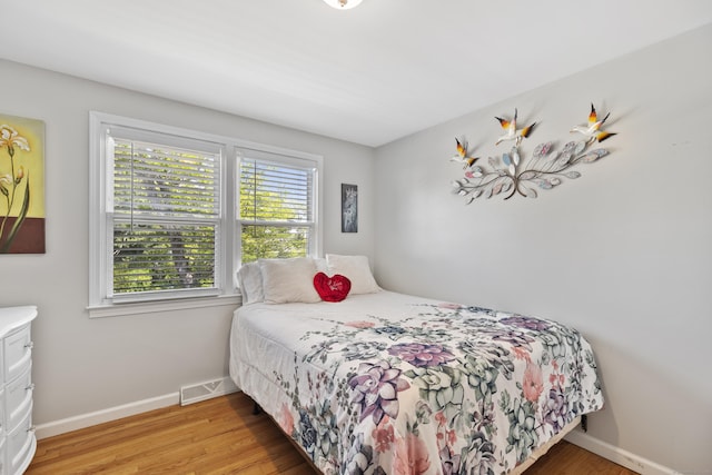 26 Carroll Rd, Hamden, CT 06517 - bedroom featuring light wood-type flooring and baseboards