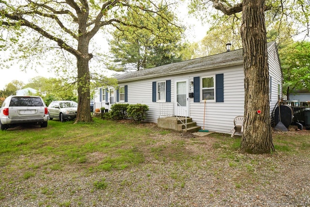 view of front of property featuring entry steps