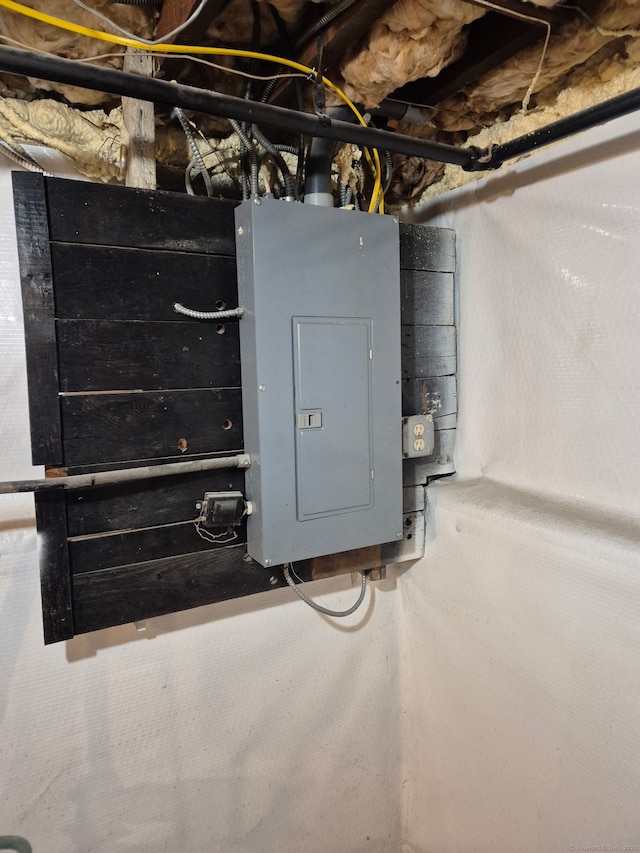 566 Savoy St, Bridgeport, CT 06606 - utilities with electric panel