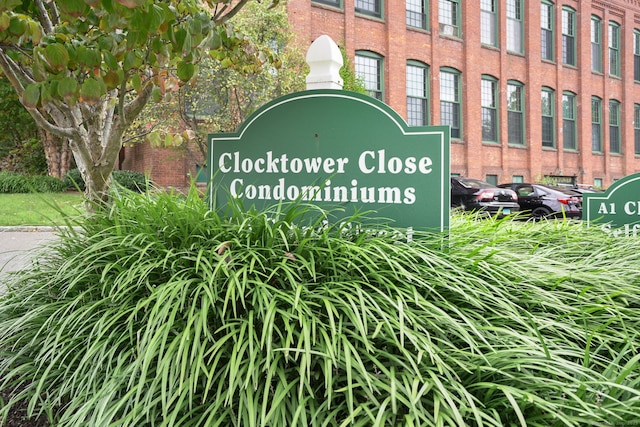 25 Grand St Apt 102, Norwalk, CT 06851 - view of community sign