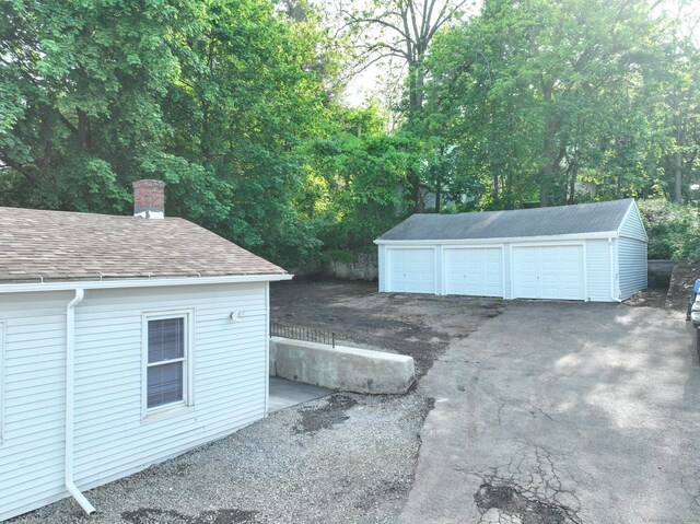 view of detached garage