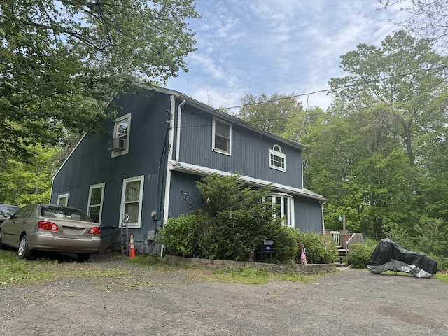 1731 Marion Rd, Cheshire, CT 06410 - view of side of property