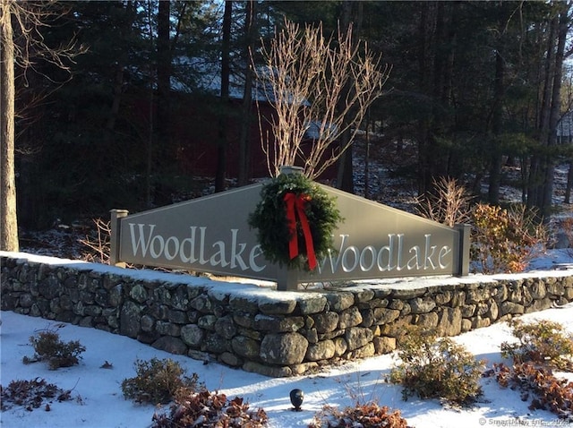 34 Clubhouse Dr Unit 23C, Woodbury, CT 06798 - view of community / neighborhood sign
