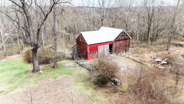 49 Bennett Pond Rd, Canterbury, CT 06331 - view of barn with a forest view