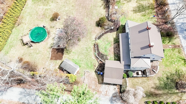 49 Bennett Pond Rd, Canterbury, CT 06331 - view of subject property with a pool area