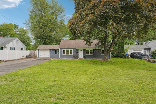 288 Robbins Ave, Newington, CT 06111 - view of front of house with driveway
