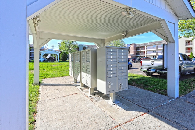 3250 Fairfield Ave Apt 302, Bridgeport, CT 06605 - view of community with mail area