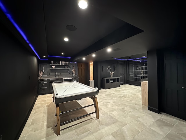 130 Wildewood Run, Bristol, CT 06010 - playroom with bar with sink, a tray ceiling, recessed lighting, baseboards, and pool table