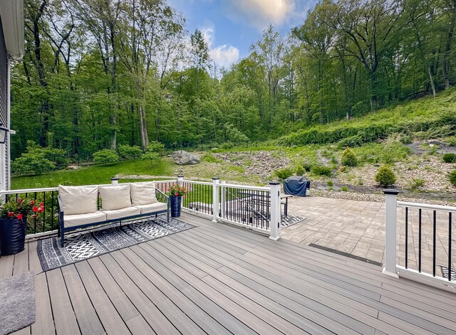 130 Wildewood Run, Bristol, CT 06010 - deck featuring outdoor lounge area