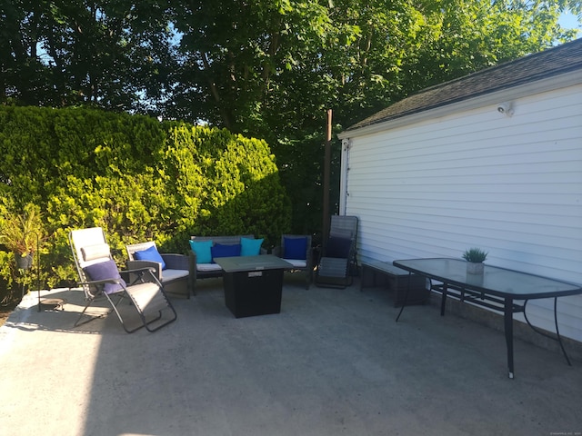 725 Merritt St, Bridgeport, CT 06606 - view of patio featuring an outdoor hangout area and outdoor dining space