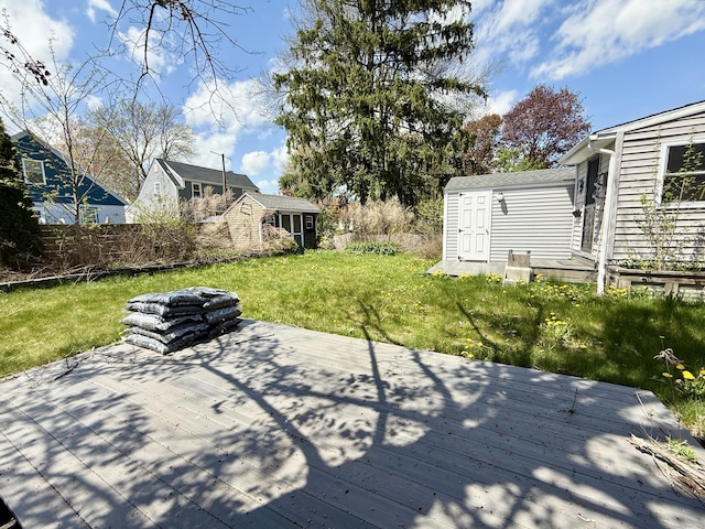 108 Dartmouth St, Torrington, CT 06790 - deck with a yard