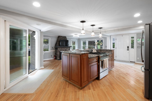 27 Pleasant Valley Rd, Barkhamsted, CT 06063 - kitchen featuring appliances with stainless steel finishes, light wood-type flooring, crown molding, baseboards, and dark stone countertops