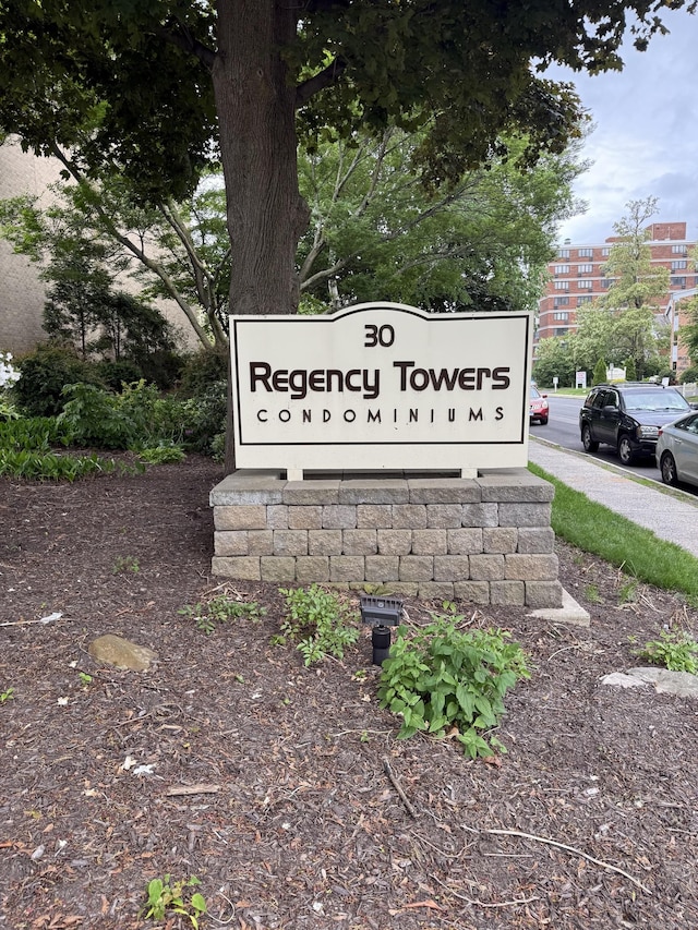 30 Woodland St Apt 5F, Hartford, CT 06105 - view of community / neighborhood sign