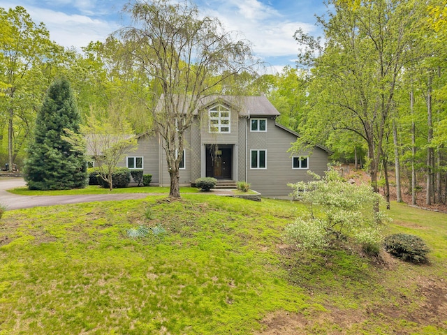 20A Bush Hill Dr, East Lyme, CT 06357 - view of front of house featuring a front lawn