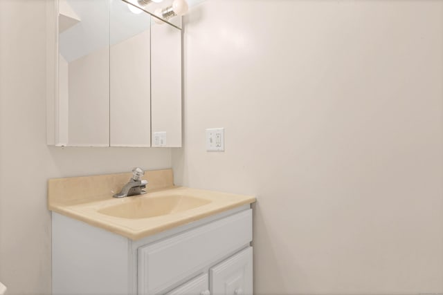 20A Bush Hill Dr, East Lyme, CT 06357 - bathroom featuring vanity