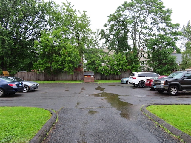 110 Bond St Unit 5B, Hartford, CT 06114 - view of uncovered parking lot