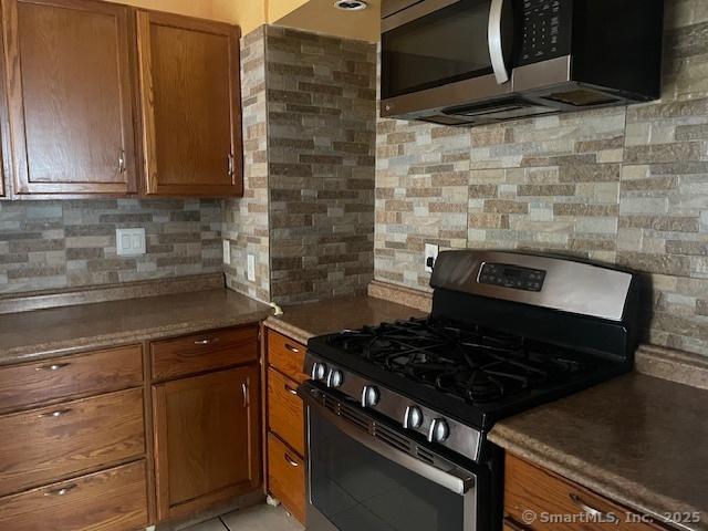 85 Avery St, Stamford, CT 06902 - photo 14