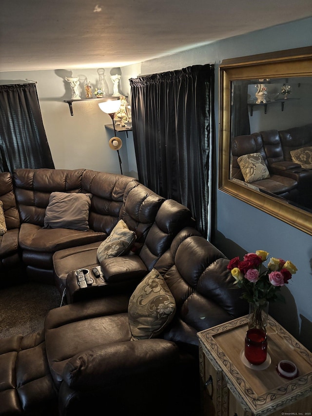 6 Peach St, Waterbury, CT 06708 - view of living area