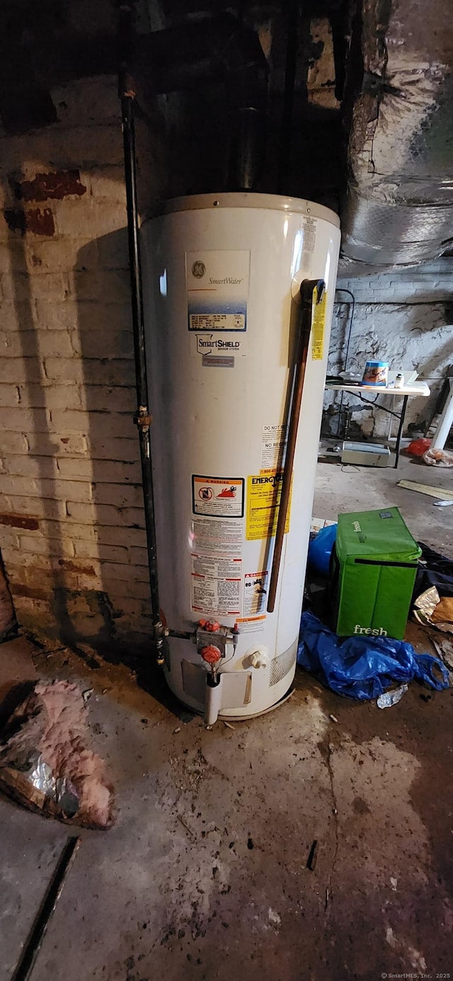 75 Clifton St, West Haven, CT 06516 - utility room with gas water heater