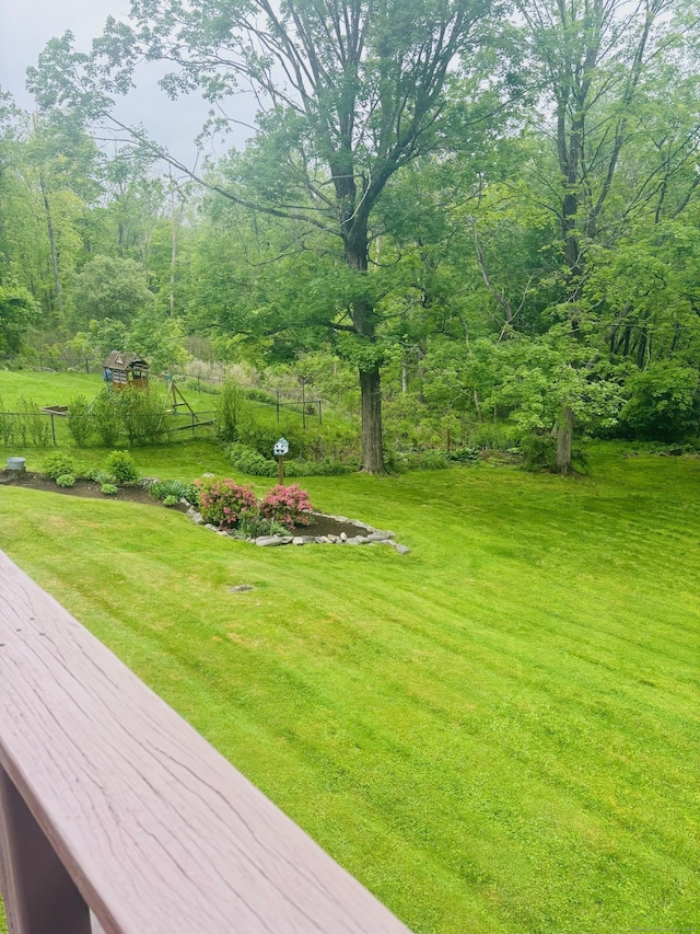 23 Dana Rd, Danbury, CT 06811 - view of grassy yard