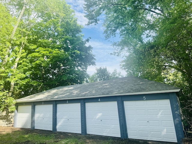 253 N Main St, Norwich, CT 06360 - view of garage