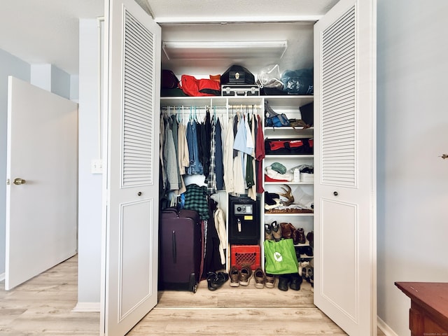 1 Strawberry Hill Ct Apt 1A, Stamford, CT 06902 - view of closet