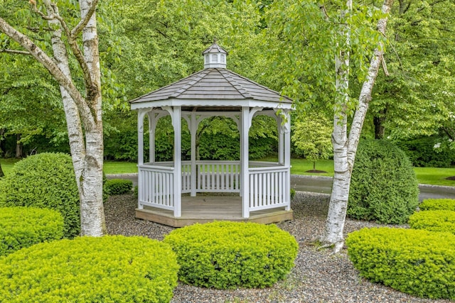 44 Village Ct Unit 44, Wilton, CT 06897 - view of yard featuring a gazebo