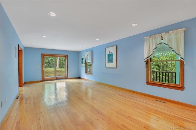 1155 Arbutus St, Middletown, CT 06457 - unfurnished room featuring light wood-style floors, baseboards, and recessed lighting